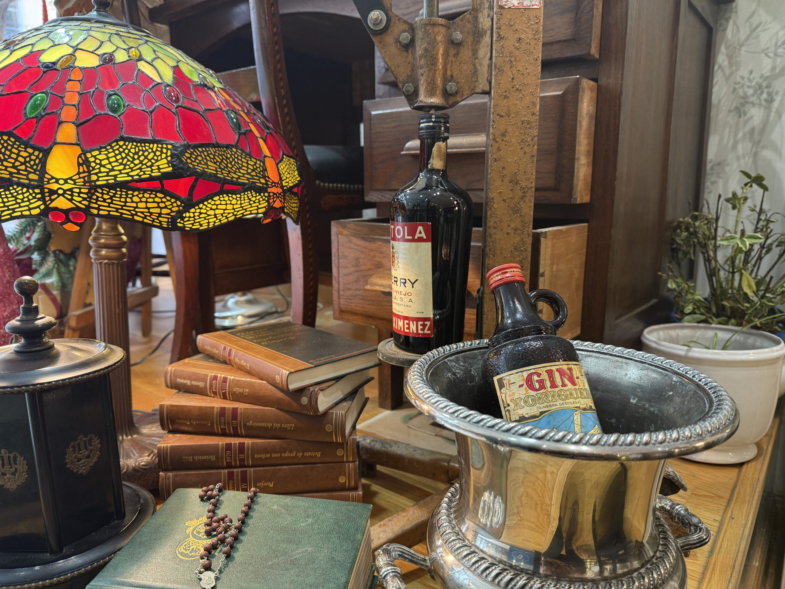 Comprar Objetos de Decoración en Antigüedades Revellín Logroño (La Rioja)